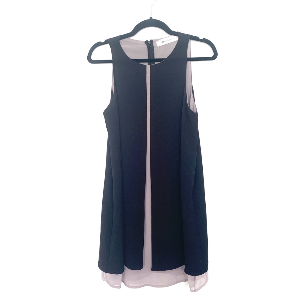 The Impeccable Pig Black and Mauve Shift Dress S